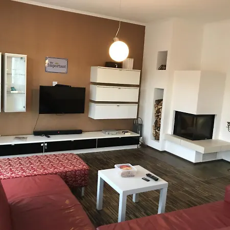 Haus Schon Business & Holiday Apartment